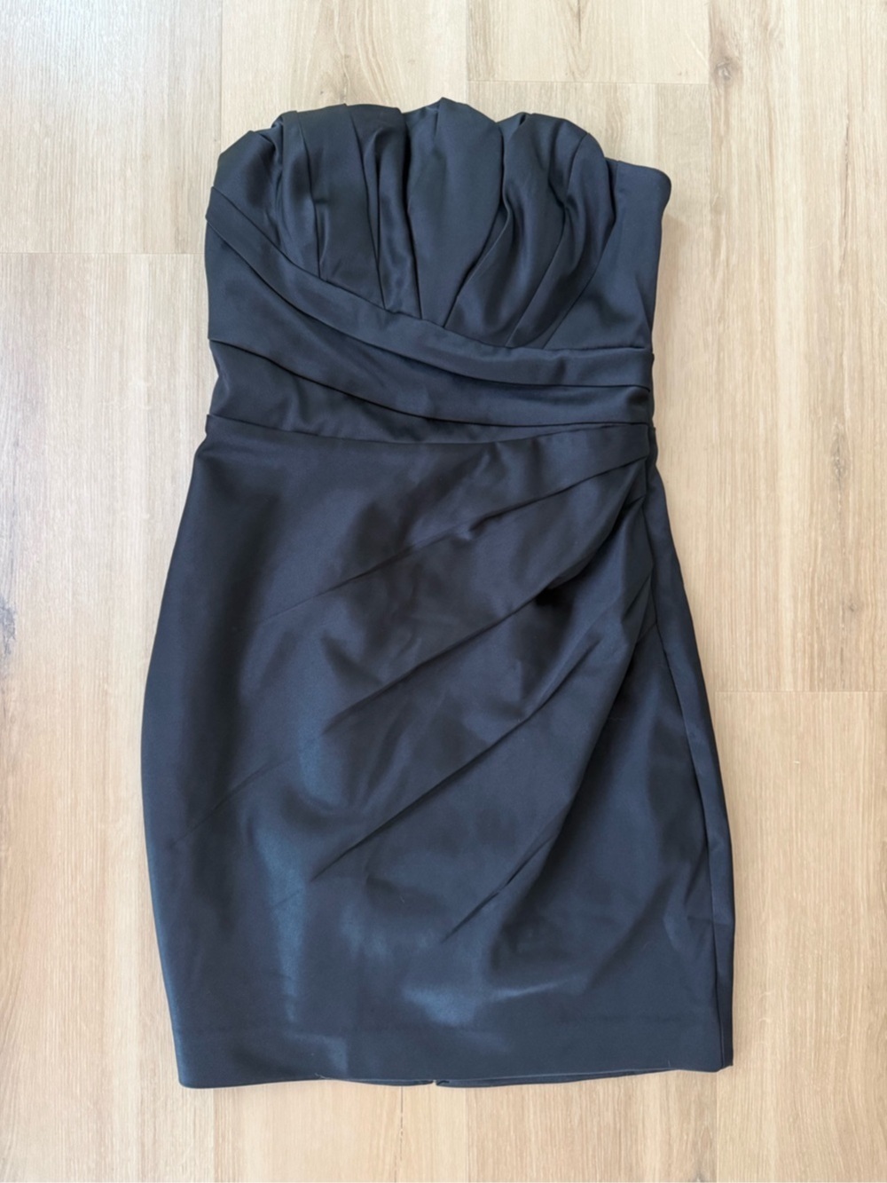 Express Strapless Ruched Mini Dress in Black- Size 4